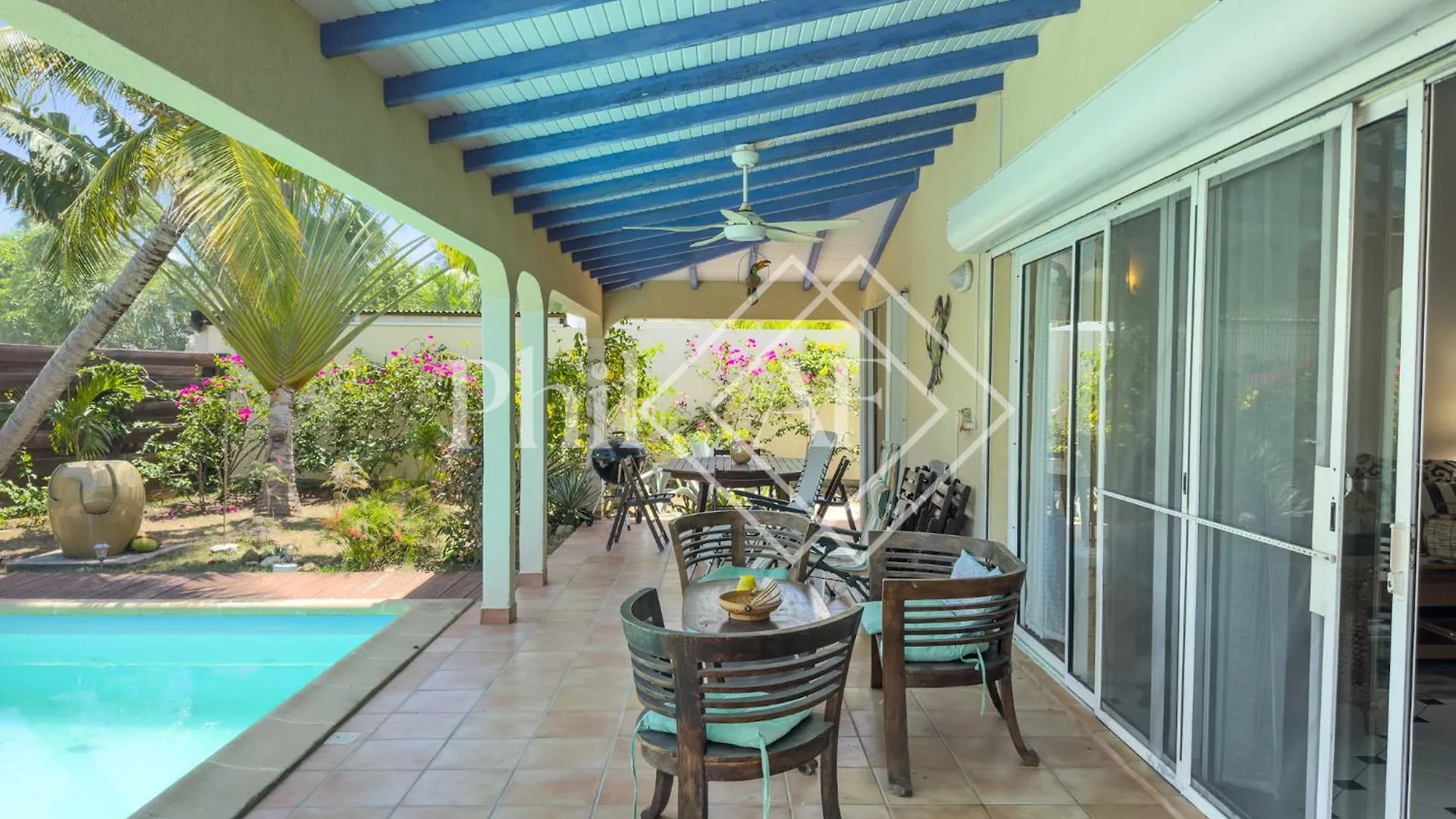 3 Bed-Rooms Villa At Orient Beach Orient Bay